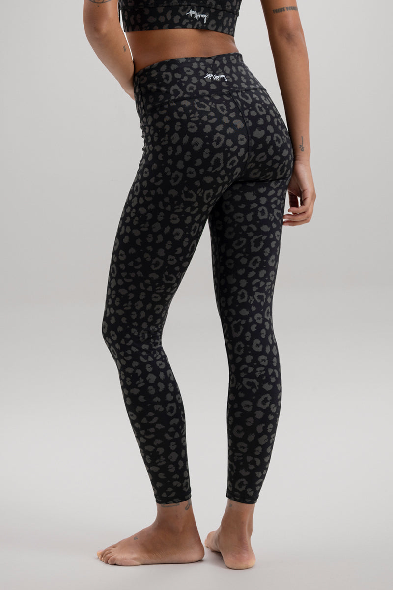 Cropped Leggings Leo Black | Hey Honey Yoga & Active Wear